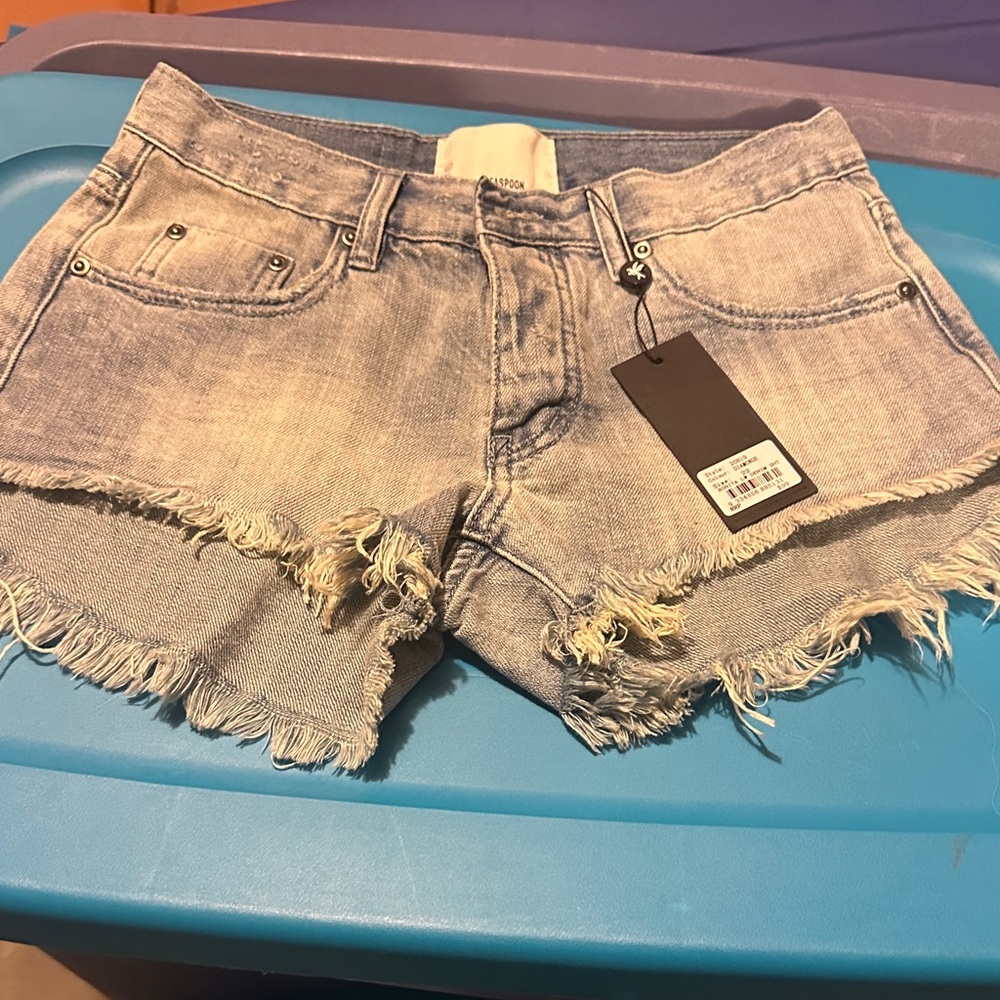 One teaspoon Stylish  Denim Women Shorts size 22 nwt there wasn’t a 22